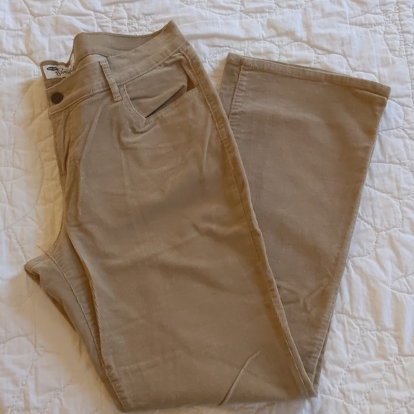 Old Navy Pants - Boot cut corduroys